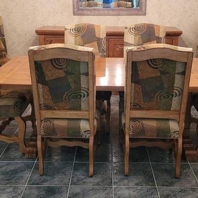 Drexel Heritage Dining Table & Eight Chairs 
