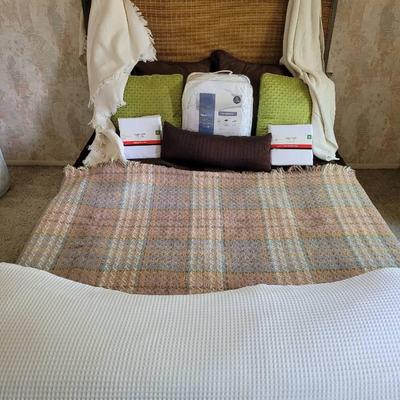 NIP Queen Linens & More