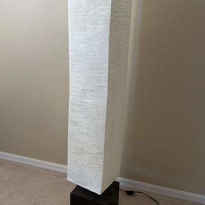 Paper shade Floor Lamp - 10x58x10