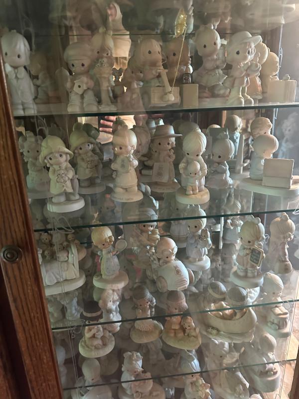 Sale Photo Thumbnail #25