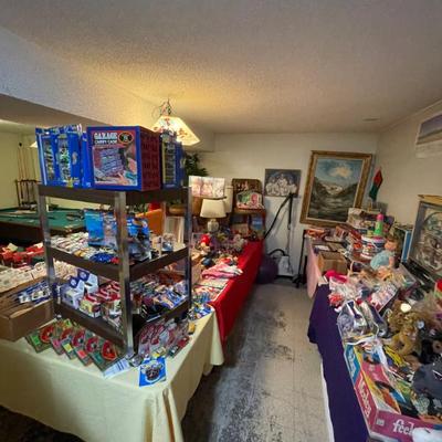 Estate sale photo