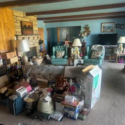 Estate sale photo