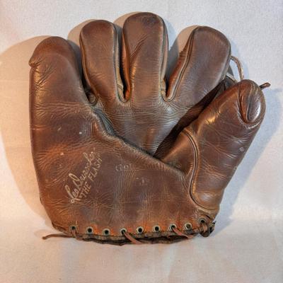Vintage Leo Durocher “The Flash” Baseball Glove 