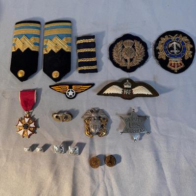 Lot of Vintage Military & Aviation Insignia – Badges, Patches, Medals