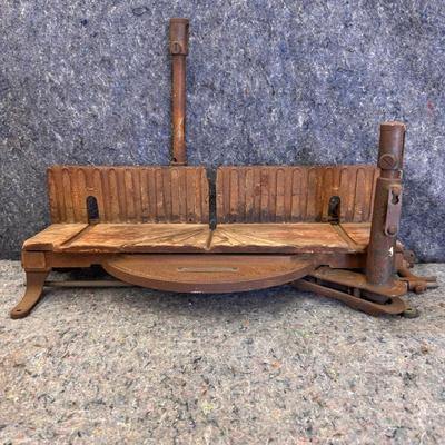Vintage Wards Master Quality Cast Iron Miter Box  