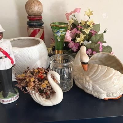 A Mismatch of Vintage, from Planters To Decanter