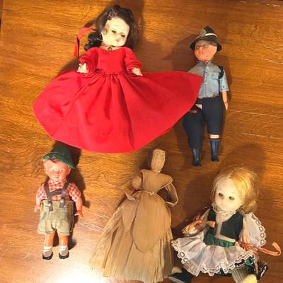 Vintage Dolls From Cornhusk To Madame Alexander