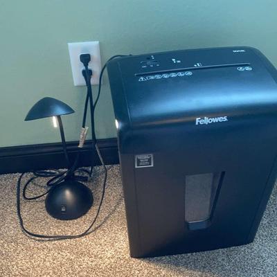 Fellowes Shredder And Desk Lamp