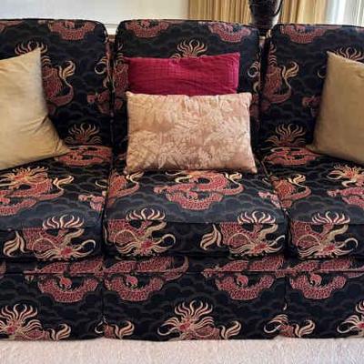 Sf170 satin upholstered asian style sofa