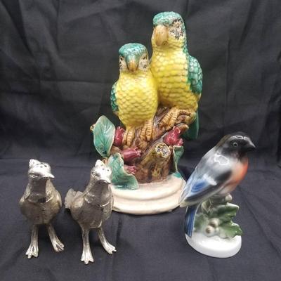 (MDR3022) Vintage Bird Lot