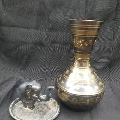 (MDR3046) Vintage Brass Vase With Silver Plated Elephant Trinket Dish 