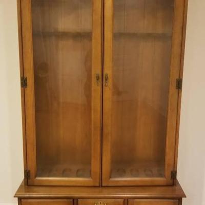(MDR3008) Jasper Gun Cabinet With Deer Motif Holds 10 Guns