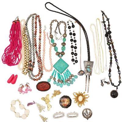 VINTAGE BEADS 