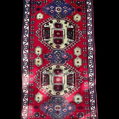 ANTIQUE HAND WOVEN RUGS