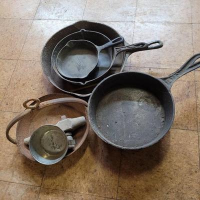 Cast Iron Frying Pans
