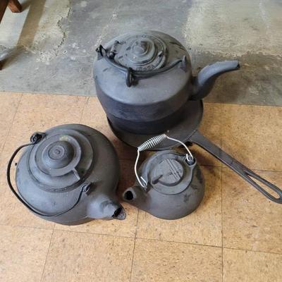 Cast Iron Kettles