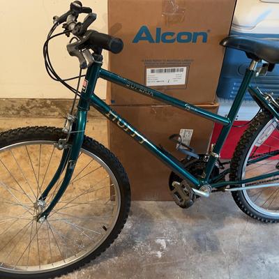 Vintage Green Huffy Superia Bicycle