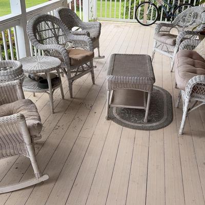 White Wicker Patio Furniture Set