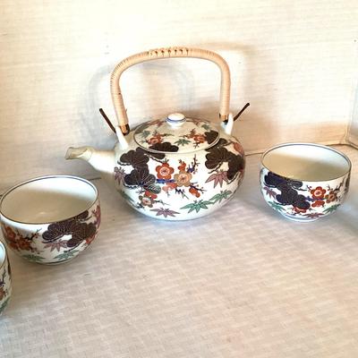 Traditional Japanese Tea Set (5 Pieces)