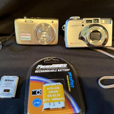 Digital cameras - Set Of Two