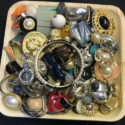 Assorted Vintage Costume Jewelry