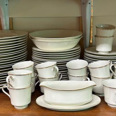 Mikasa 84 Piece Ivovy China Set