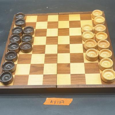 AX127 23 Bivomon Checker Pieces With Chess Board 