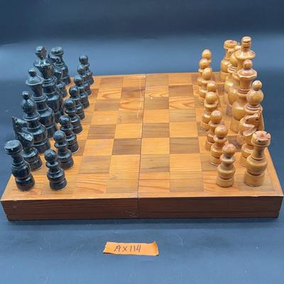 AX114 Vintage Oversized Wooden Chess Set