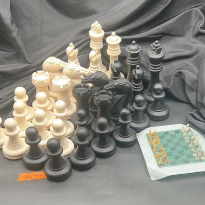 AX139 Chess Sets - The Big & The Little!