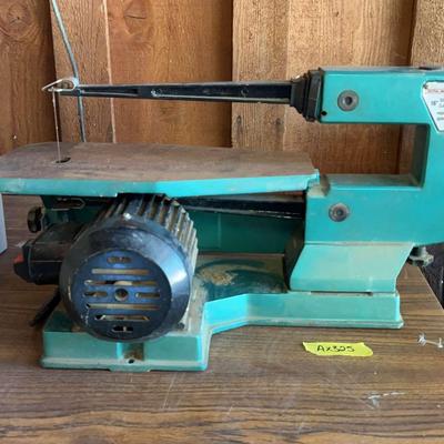 AX325 Scrolling Along, Central Machinery Saw