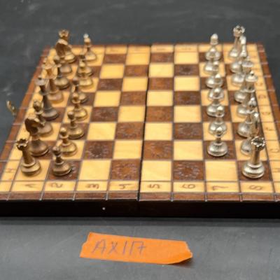 AX117 Pewter Chess Set With Instructional Chess Board