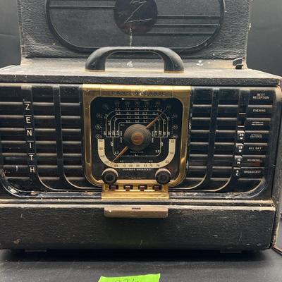 AX226 Zenith Trans Oceanic Radio