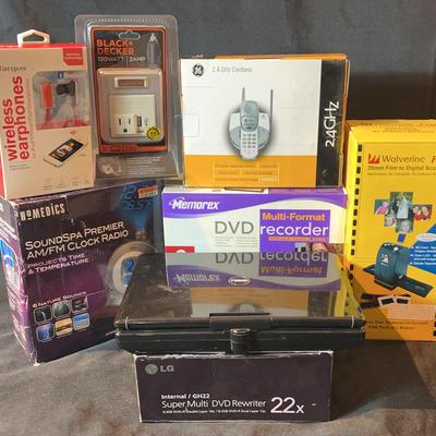AX219 Naxa Portable DVD Player