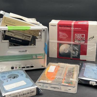 AX238 Maxtor Hard Drives And Kit/ShuttleX