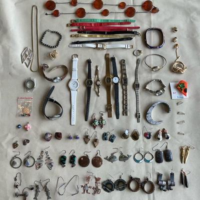Costume Jewelry incl. Rolled Gold Watch (J12)