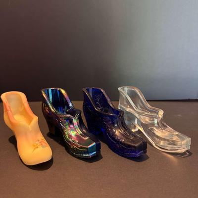 Set of 4 Vintage Glass Slipper Figurines – Iridescent, Satin & Clear Styles (1 Damaged)