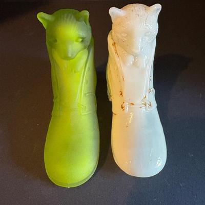 Westmoreland Puss in Boots Glass Figurines – Vaseline & Milk Glass (Set of 2)