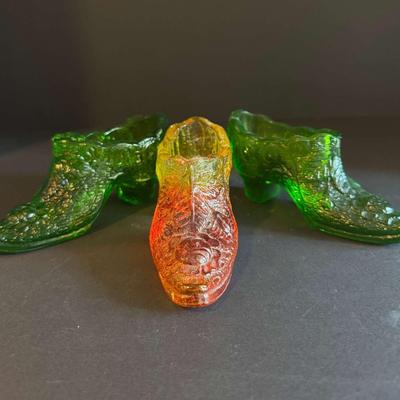 Set of 3 Vintage Fenton Boot Figurines – Green & Amberina Glass