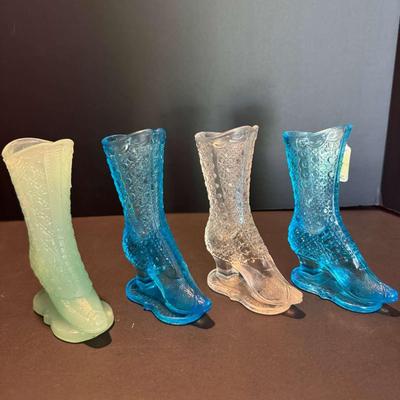 Set of 4 Vintage Pressed Glass Victorian Boot Figurines – Assorted Colors