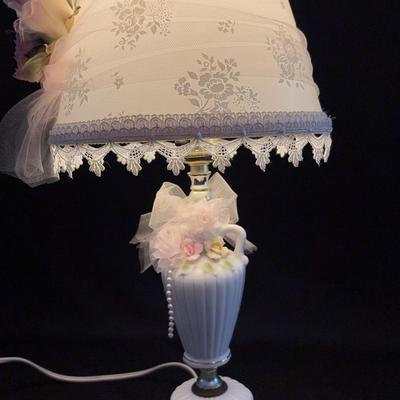 Frilly Table Lamp 
