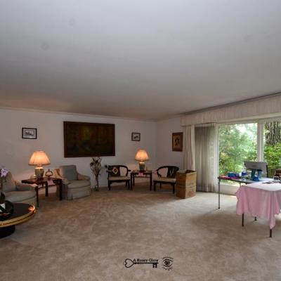2 living room 3)