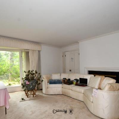 2 living room 4)