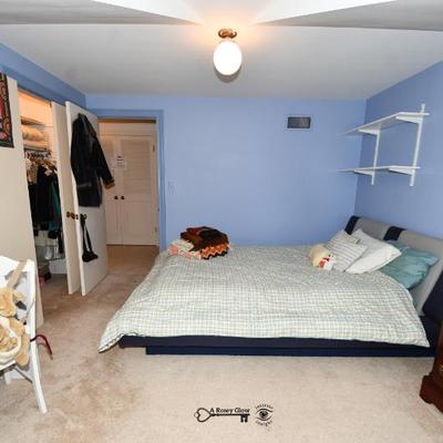 6 bedroom b 3)