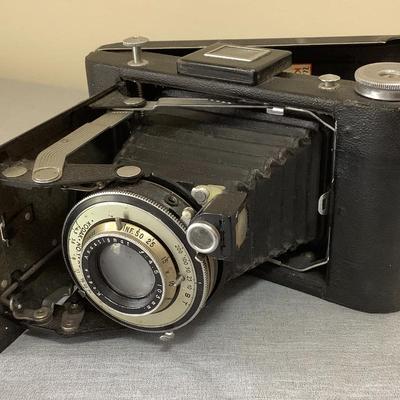 Vintage Kodak Kodamatic folding camera