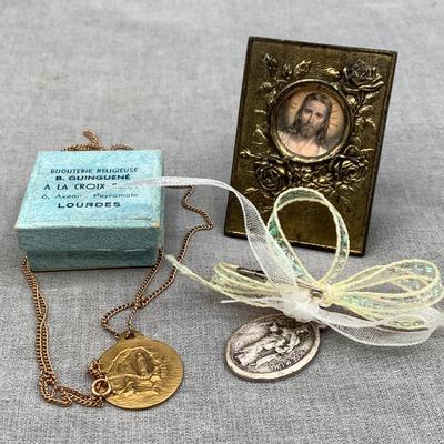 Religious jewelry, mini frame