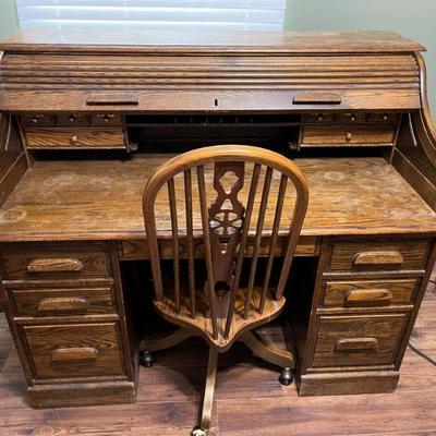 Roll top desk - free