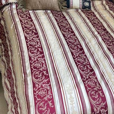 Vintage Full Bed Frame, Mattress/Boxspring And Bedding