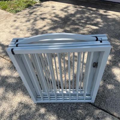 Steel Playpen-Style Cage for Small Animal
