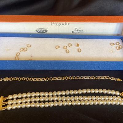 14k Gold Link Bracelet And Faux Pearl Bracelet