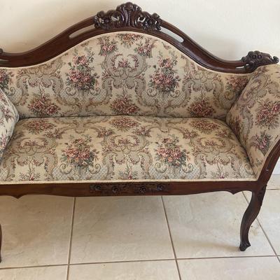 French Provincial Style End Of Bed Settee